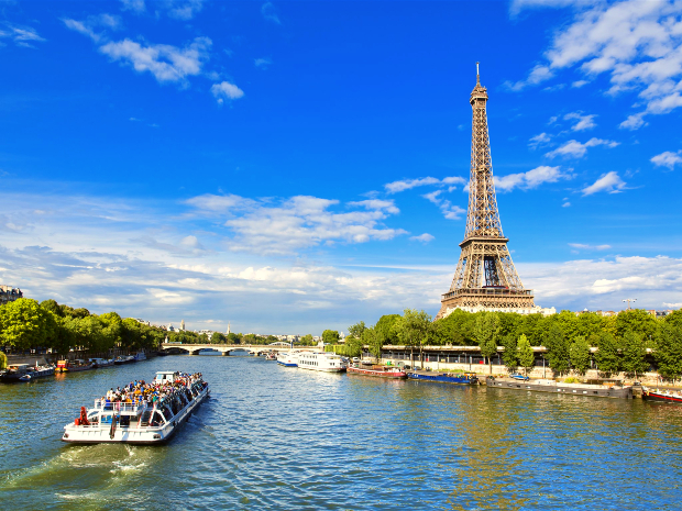 clip tour nước ngoài